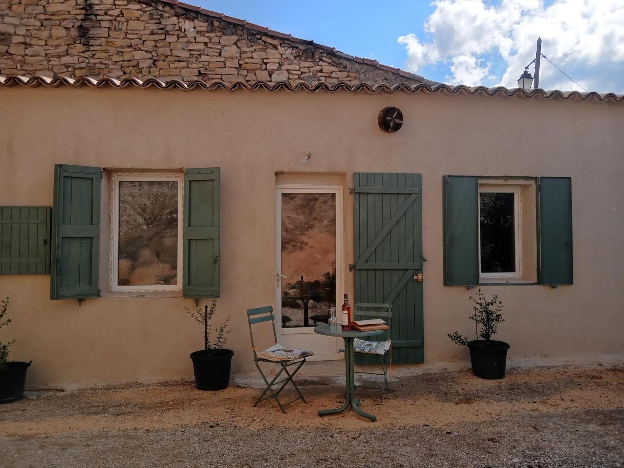 בדואן Les Gites Du Mont Ventoux מראה חיצוני תמונה