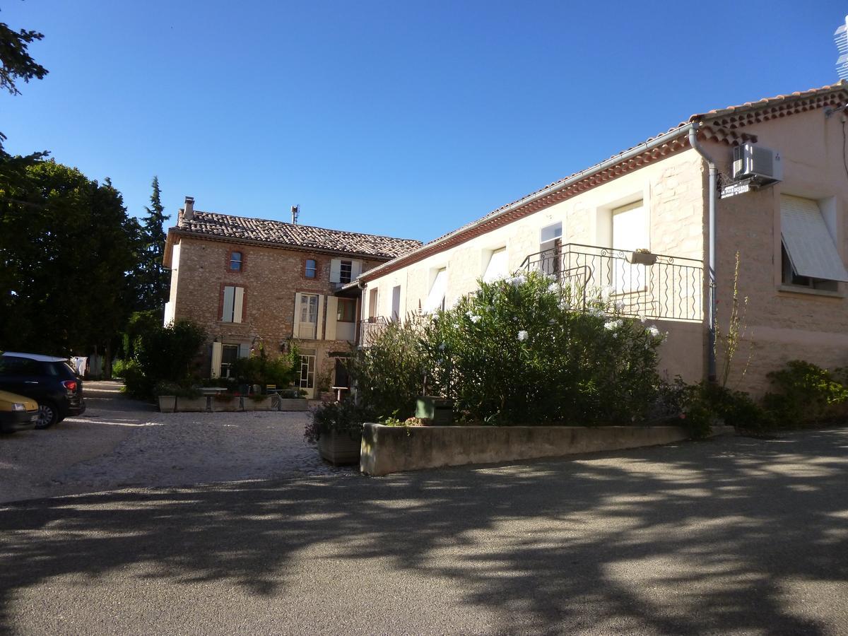 בדואן Les Gites Du Mont Ventoux מראה חיצוני תמונה